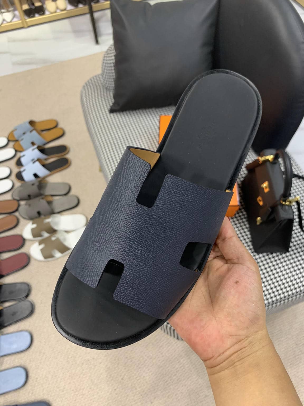 Hermes Man Slippers-26